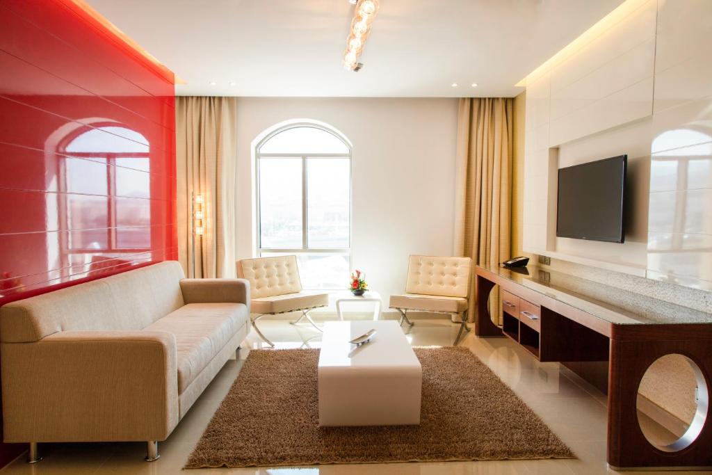 Апартаменты (Апартаменты с 3 спальнями) апарт-отеля Coral Muscat Hotel and Apartments, Маскат