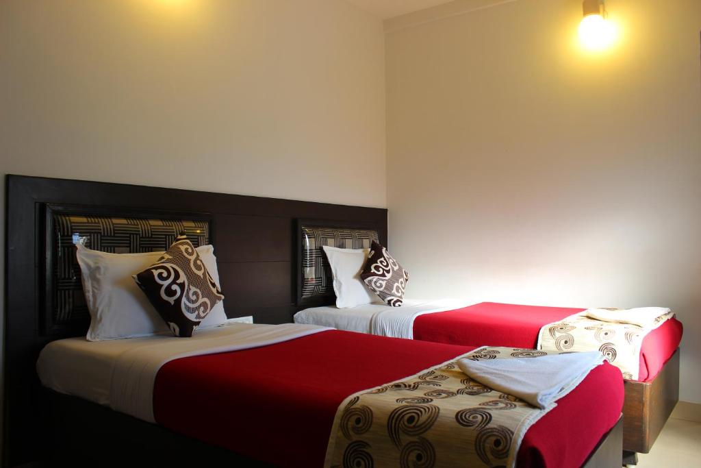 Двухместный (Представительский двухместный номер с 2 отдельными кроватями) отеля Mount Residency, Ченнаи