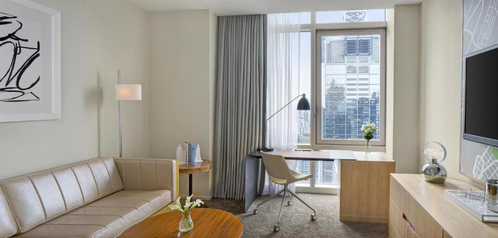 Сьюит (Люкс с кроватью размера «king-size»), Hyatt Centric Times Square New York