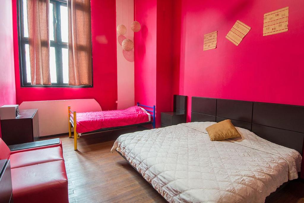 Двухместный (Двухместный номер с 1 кроватью и общей ванной комнатой) хостела Hostel Amigo, Мехико