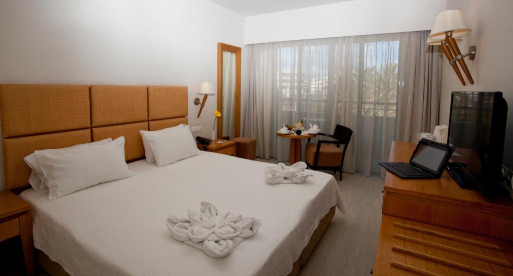 Двухместный (Двухместный номер Делюкс с 2 отдельными кроватями) отеля Minos Hotel, Ретимно, Крит