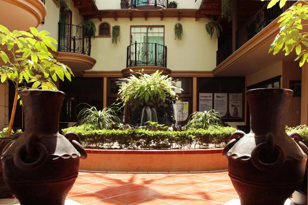 Отель Cascada Real, Масамитла