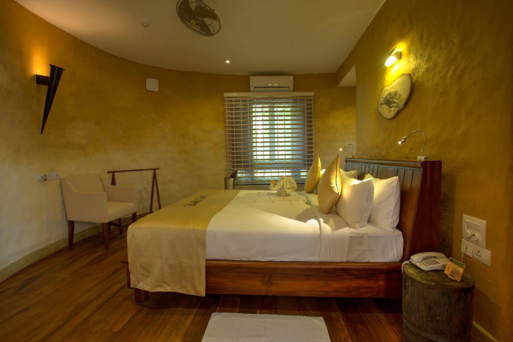 Двухместный (Большой двухместный номер с 1 кроватью) курортного отеля Grand Udawalawe Safari Resort, Удавалаве