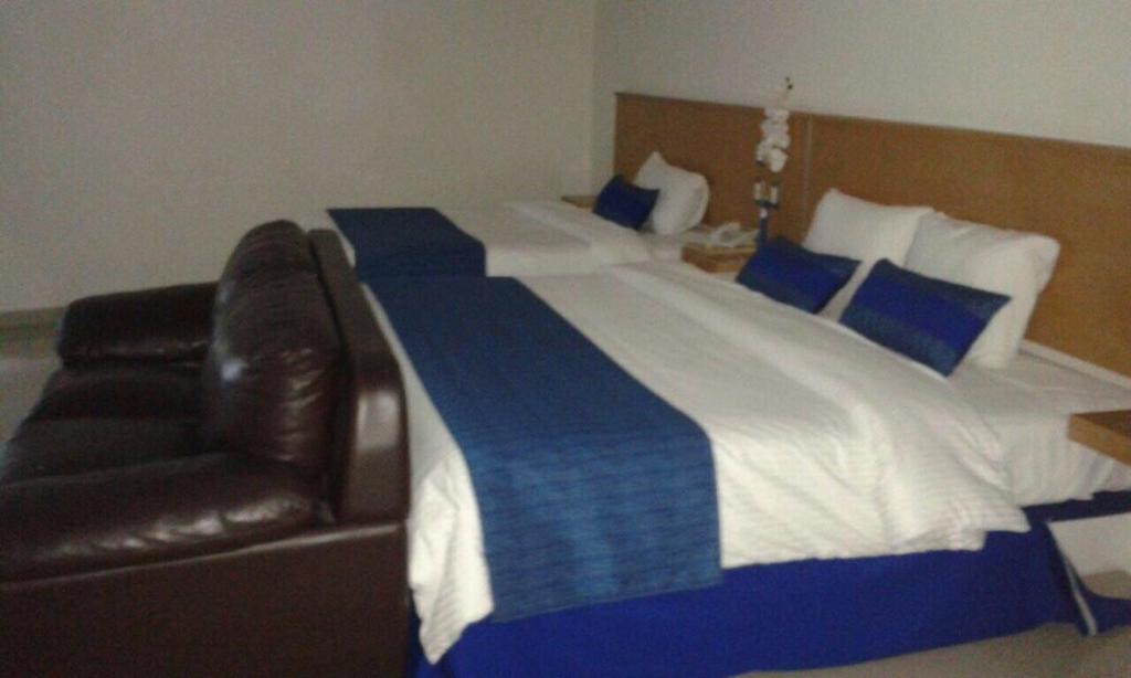 Двухместный (Двухместный номер с 2 отдельными кроватями) отеля Hotel CEO, Морелия