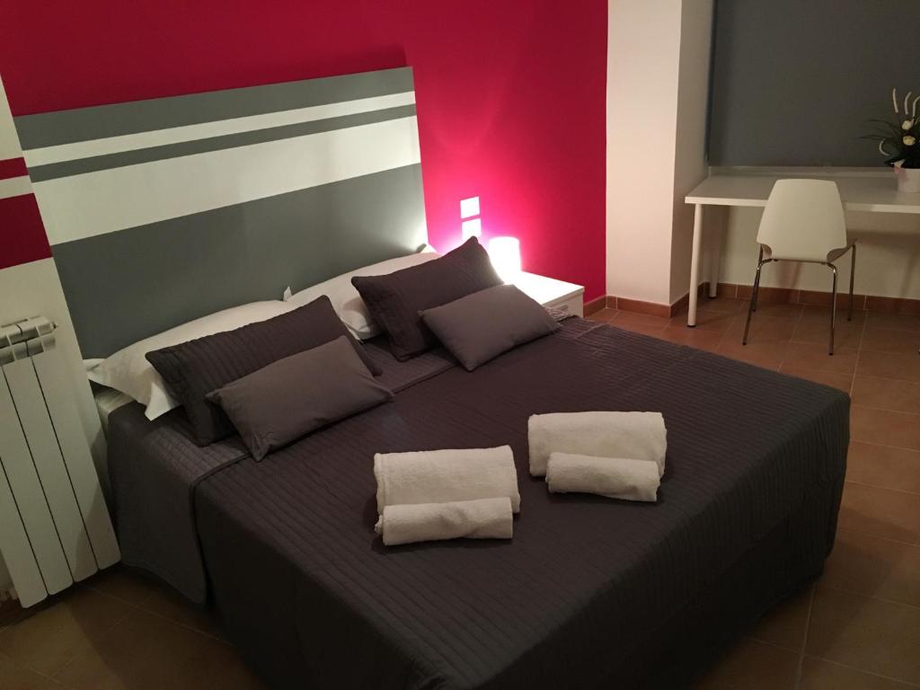 Двухместный (Стандартный двухместный номер с 1 кроватью и собственной ванной комнатой в номере) отеля Dormi a Roma, Рим
