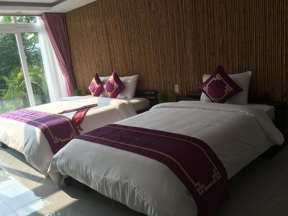Трехместный (Трехместный номер Делюкс с видом на горы и долину) отеля Mai Chau Sunset Boutique Hotel, Май Чау