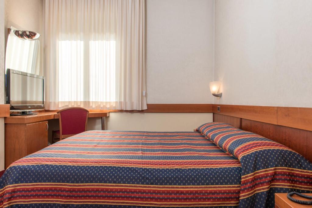 Двухместный (Стандартный двухместный номер с 1 кроватью) отеля Hotel Catania Ognina, Катания