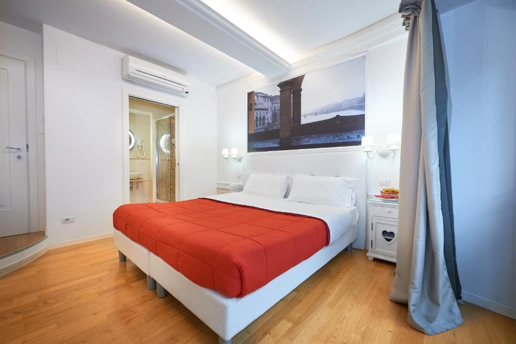 Двухместный (Классический двухместный номер с 1 кроватью или 2 отдельными кроватями) гостевого дома B&B Le Stanze del Duomo, Флоренция