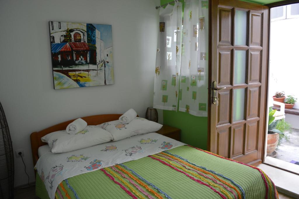 Двухместный (Двухместный номер с 1 кроватью и патио) гостевого дома Rooms Goga, Задар