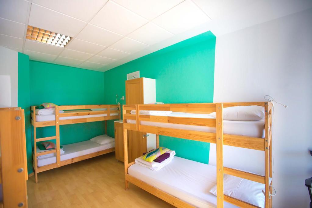 Номер (Односпальная кровать в общем номере с 6 кроватями), Hostel Kosy