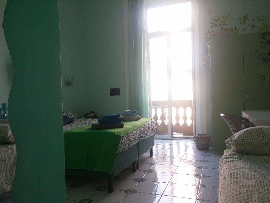 Трехместный (Трехместный номер), Viaggio a Napoli B&B