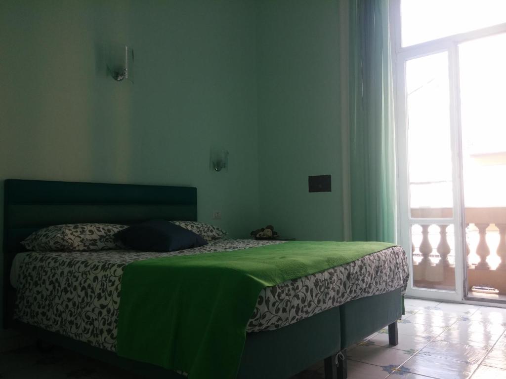 Трехместный (Трехместный номер), Viaggio a Napoli B&B