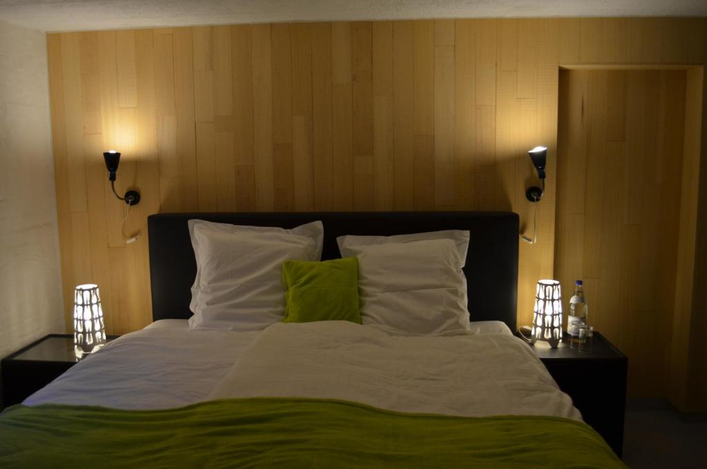 Двухместный (Стандартный номер с кроватью размера «king-size») отеля Les Chambres d'Elza, Кортрейк
