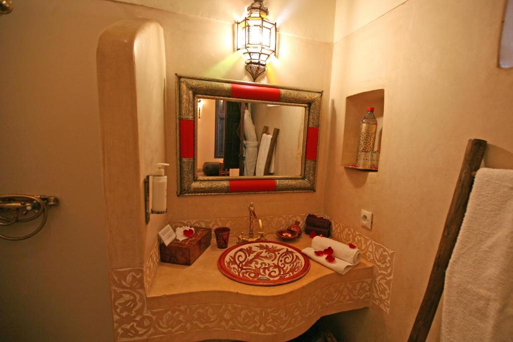 Двухместный (Двухместный номер Делюкс с 1 кроватью), Riad La Porte Rouge