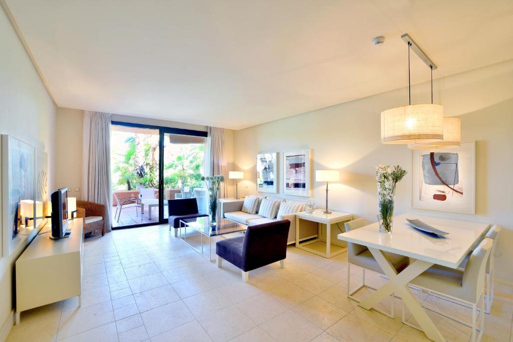 Апартаменты (Роскошные апартаменты с 2 спальнями) апарт-отеля Aparthotel Novo Resort, Кадис