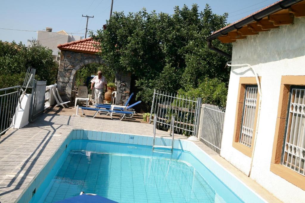 Апартаменты (Апартаменты с 2 спальнями) апарт-отеля Hotel Eliza, Айос-Николаос (Крит), Крит