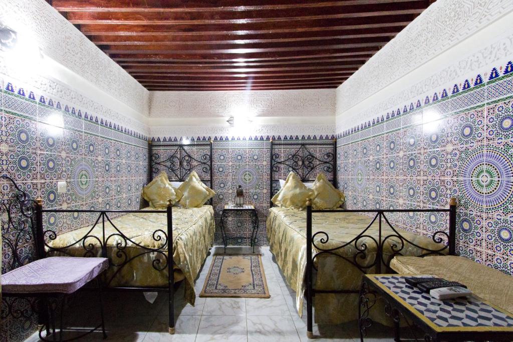 Двухместный (Двухместный номер с 2 отдельными кроватями и ванной комнатой) гостевого дома Riad Taryana, Фес