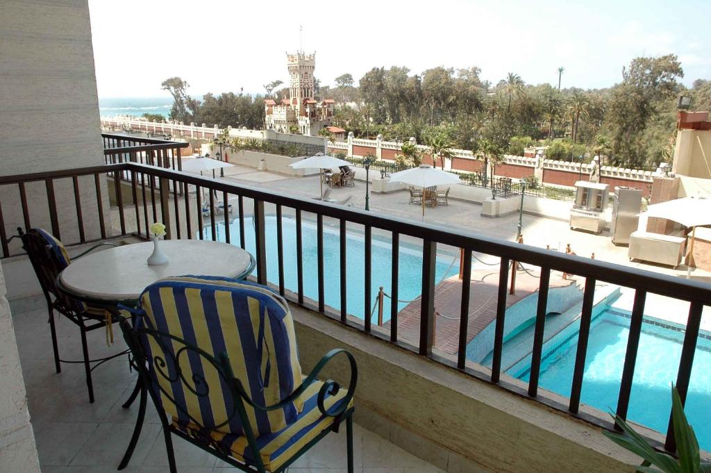Сьюит (Полулюкс «Монтаза» с видом на бассейн) курортного отеля Aifu Resort - El Montazah, Александрия
