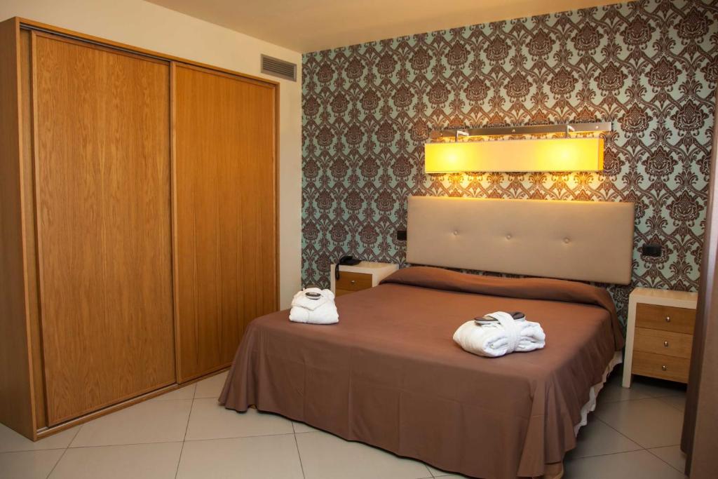 Двухместный (Стандартный двухместный номер с 1 кроватью и доступом в спа-центр) отеля 4 Spa Resort Hotel, Катания