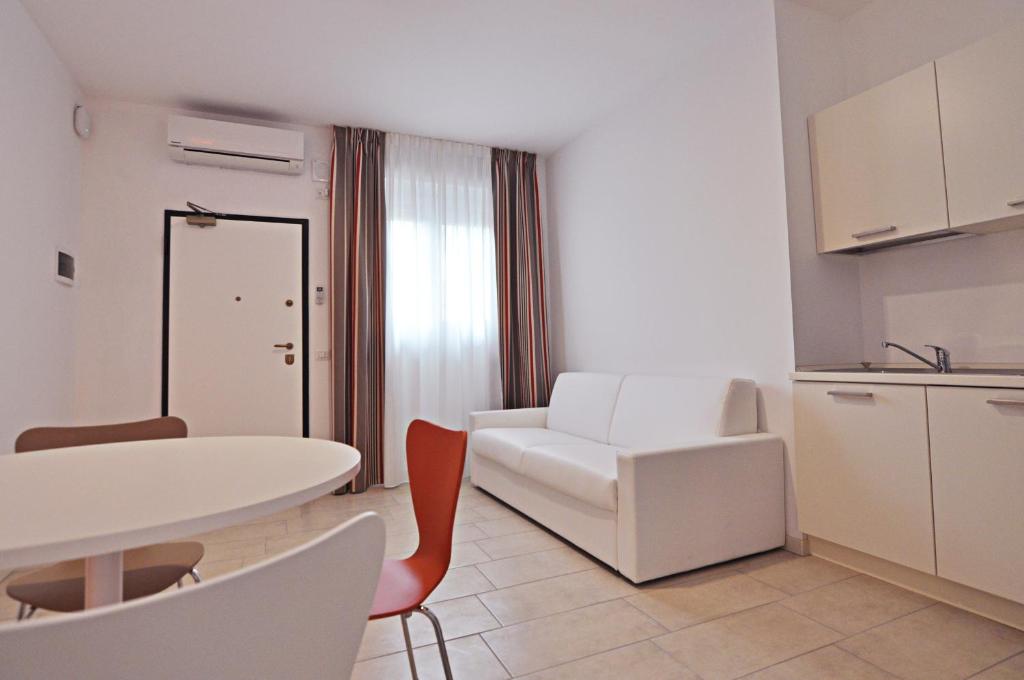 Апартаменты (Апартаменты с 1 спальней (для 4 взрослых)) апарт-отеля BB Hotels Aparthotel Visconti, Милан