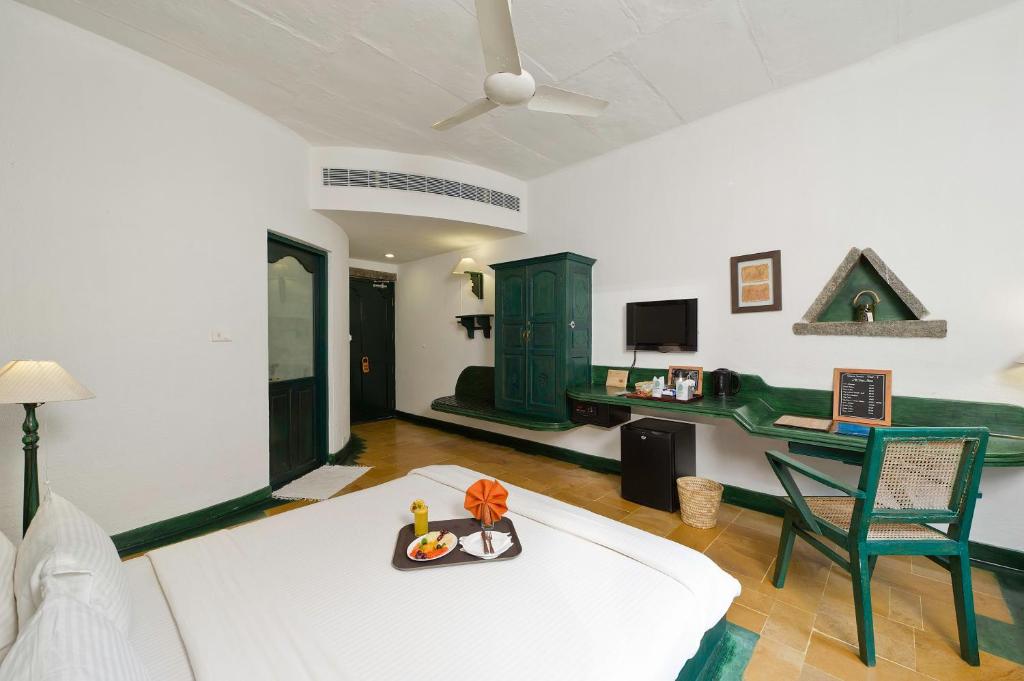 Двухместный (Коттедж) курортного отеля Sparsa Resort Thiruvanamalai, Тируваннамалай