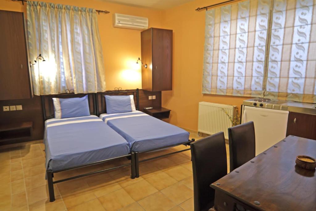 Двухместный (Двухместный номер с 2 отдельными кроватями) гостевого дома Minos Pension, Родос
