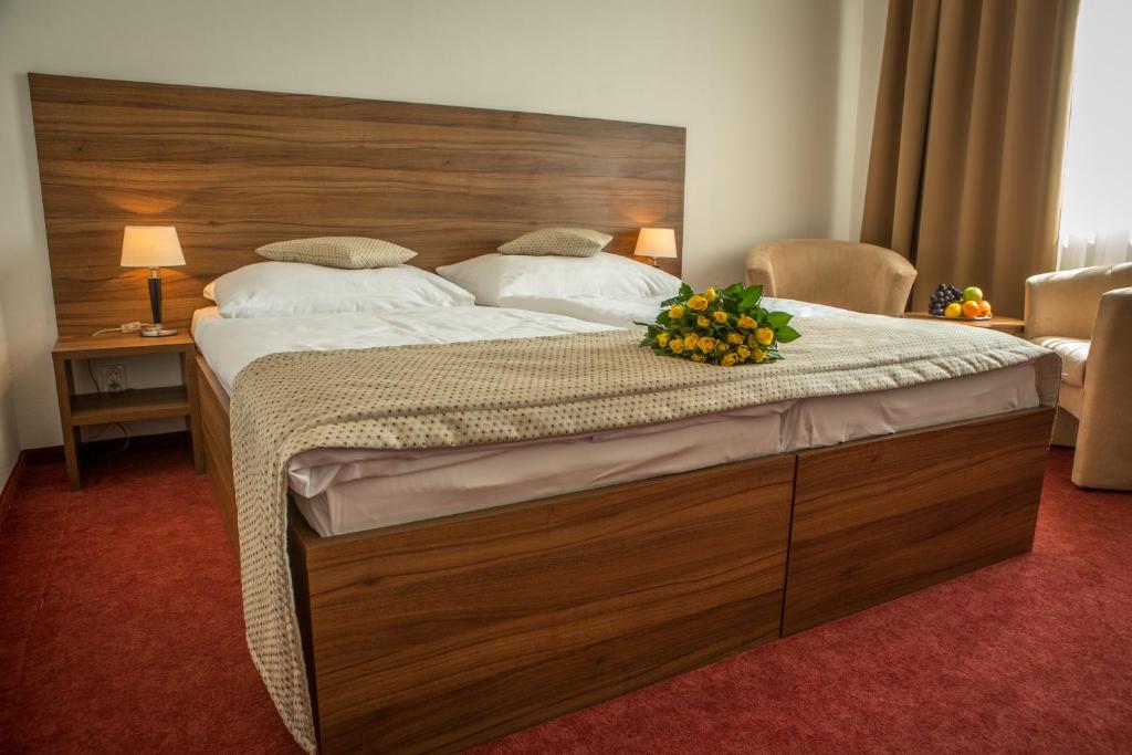 Двухместный (Двухместный номер Делюкс с 1 кроватью) отеля Hotel Saffron, Братислава