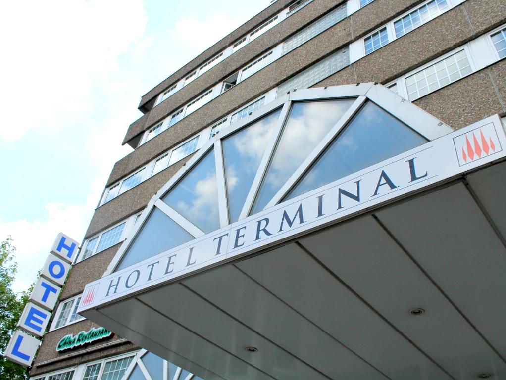 Отель Terminal Hotel Köln, Кельн