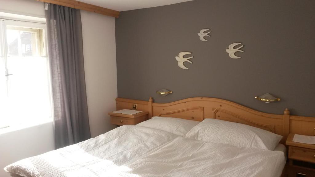 Двухместный (Двухместный номер с 1 кроватью или 2 отдельными кроватями) отеля Hotel Danis, Ленцерхайде