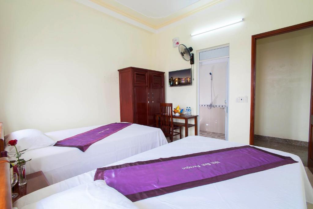 Двухместный (Двухместный номер Делюкс с 2 отдельными кроватями) хостела Ninh Binh Downtown Backpacker Hostel, Ниньбинь