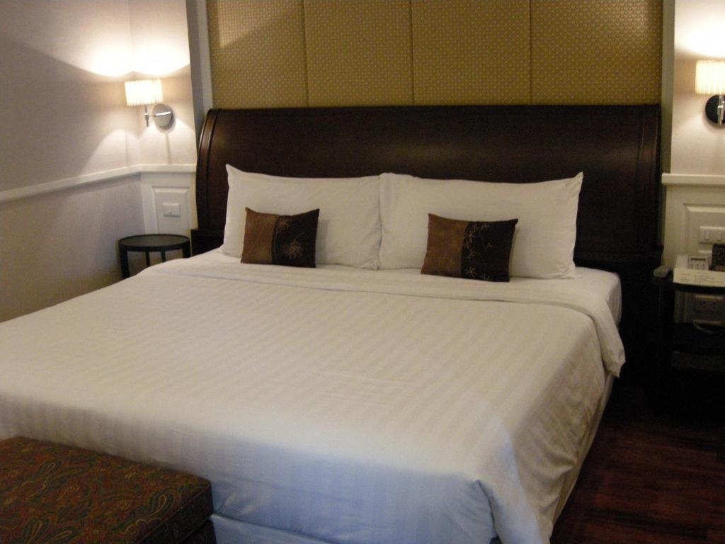 Двухместный (Стандартный двухместный номер с 1 кроватью или 2 отдельными кроватями, вид на город) отеля Aurum The River Place, Бангкок