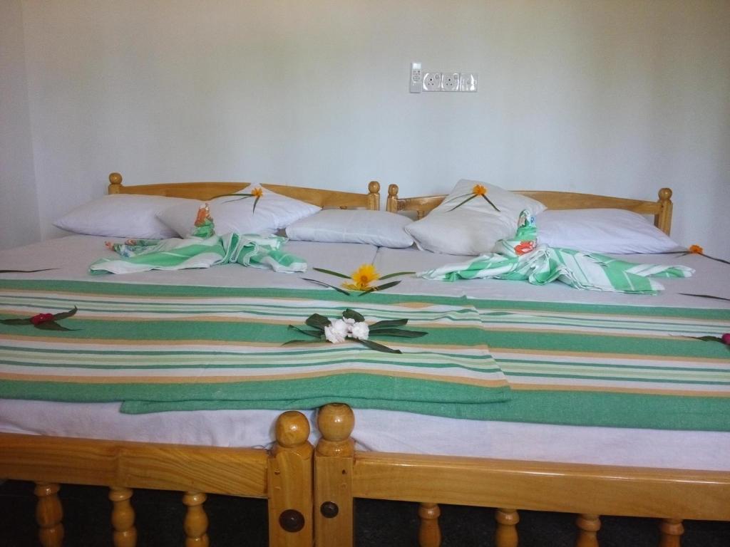 Двухместный (Небольшой двухместный номер с 1 кроватью) отеля Thirumalai Park, Нилавели