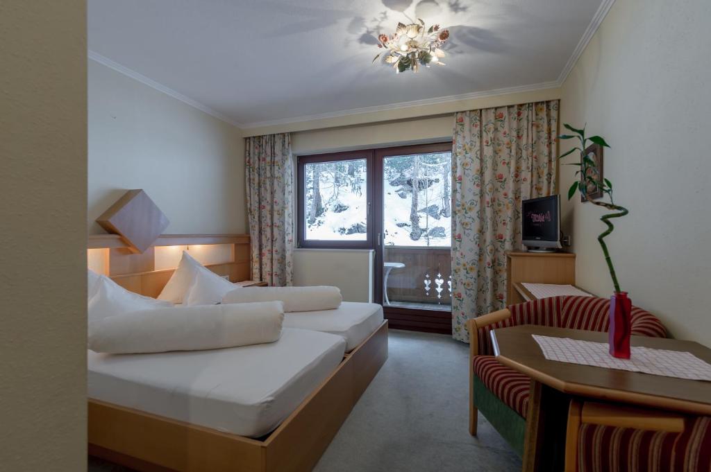 Двухместный (Стандартный двухместный номер с 1 кроватью) курортного отеля 4 Sterne Superior Mühle Resort 1.900 Obergurgl-Hochgurgl, Обергургль
