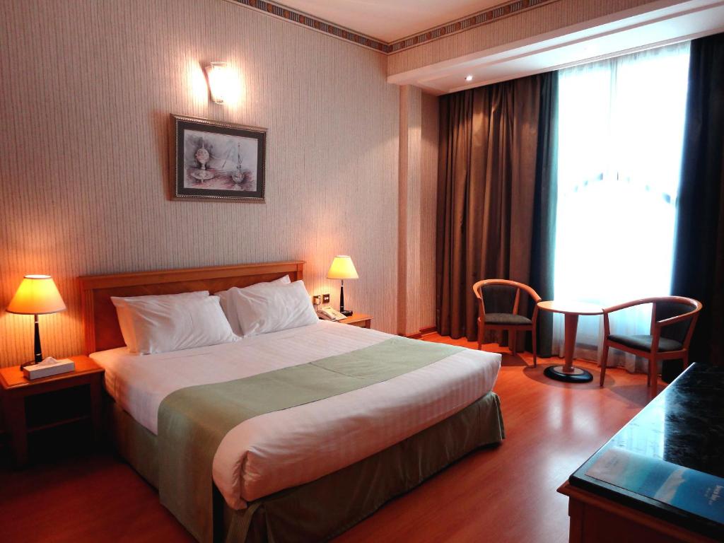 Двухместный (Двухместный номер Делюкс с 1 кроватью или 2 отдельными кроватями) отеля Beach Bay Hotel Muscat, Маскат