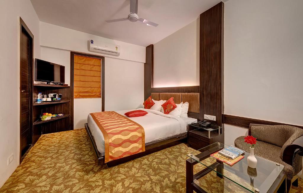 Двухместный (Представительский двухместный номер с 1 кроватью или 2 отдельными кроватями) отеля Viceroy Boutique Hotel, Калькутта