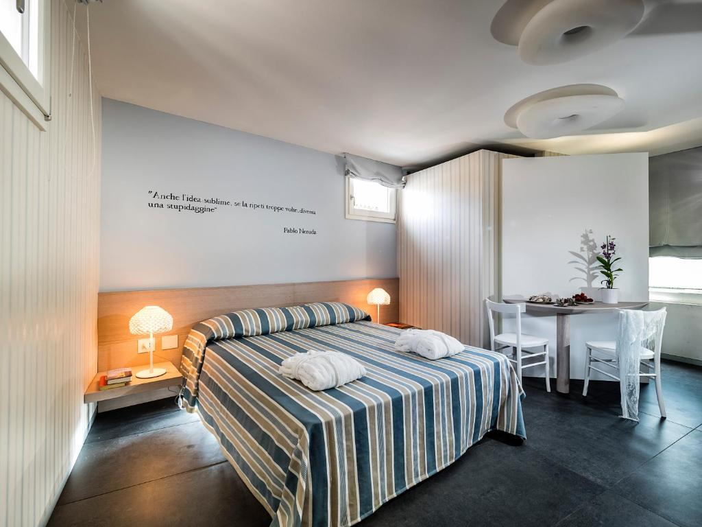 Двухместный (Стандартный двухместный номер с 1 кроватью) отеля Duomo Suites & Spa, Катания