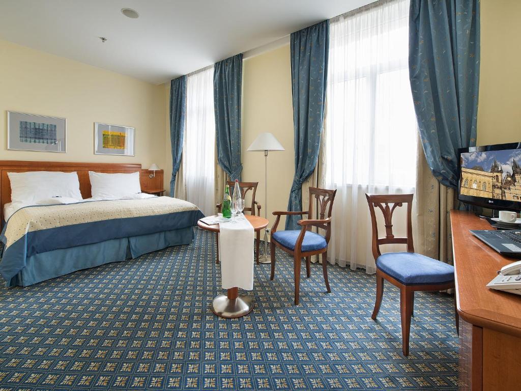 Двухместный (Двухместный номер с 1 кроватью или 2 отдельными кроватями) отеля Ramada Prague City Centre, Прага