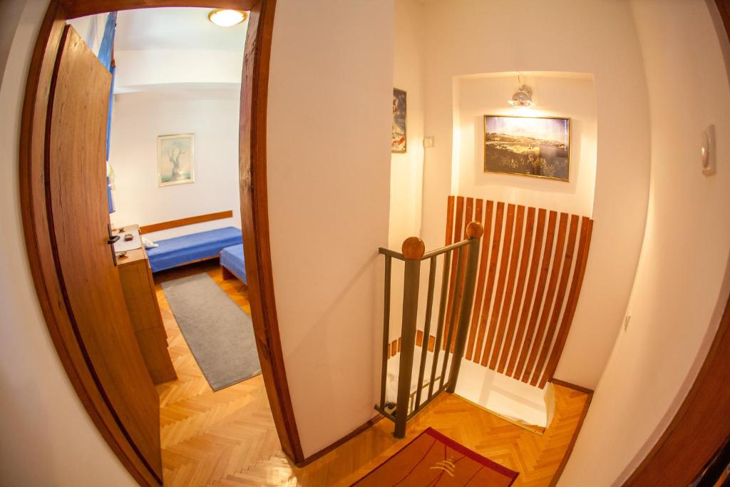 Номер (Дом с 2 спальнями), Azur Apartment