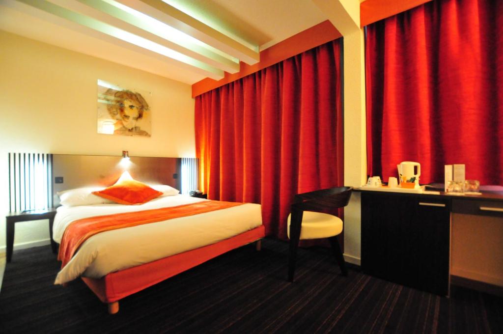 Двухместный (Представительский двухместный номер с 1 кроватью) отеля Hotel Europole, Гренобль