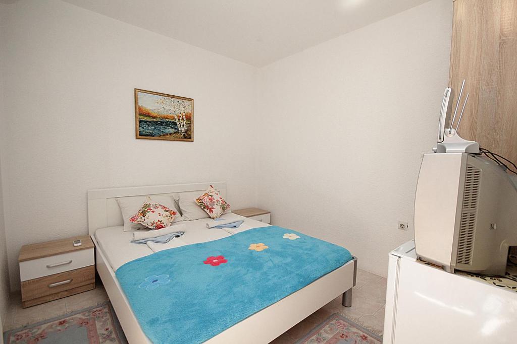 Двухместный (Двухместный номер Делюкс с 1 кроватью и боковым видом на море) апартамента Apartments Stari Grad, Сутоморе