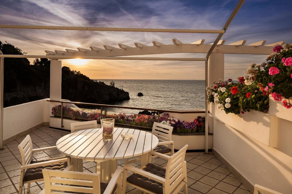 Апартаменты (Апартаменты Делюкс с 3 спальнями и видом на море), Ischia Blu Resort