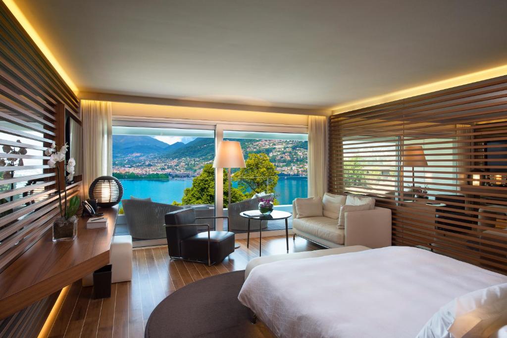 Сьюит (Полулюкс с балконом и видом на озеро) отеля The View Lugano, Лугано