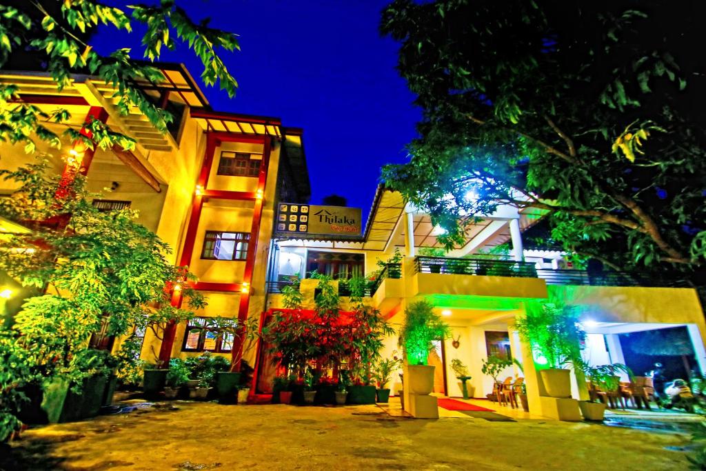 Семейный отель Thilaka City Hotel, Анурадхапура