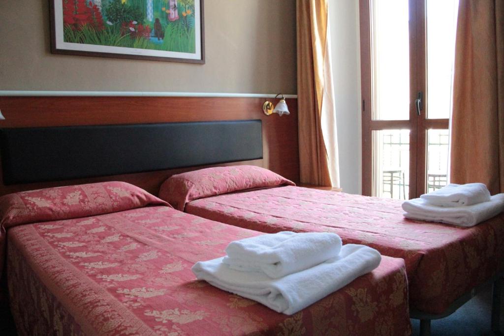 Двухместный (Двухместный номер с 2 отдельными кроватями) отеля Hotel Dateo, Милан