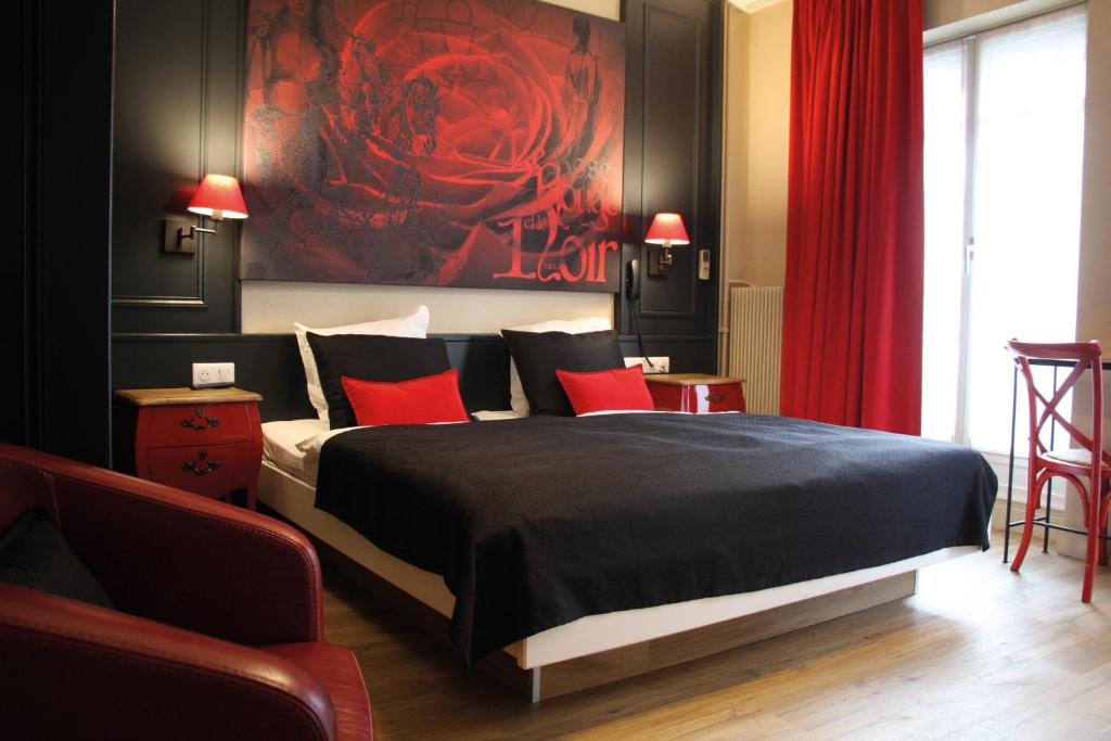 Двухместный (Двухместный номер с 2 отдельными кроватями) отеля Hotel Roses, Страсбург