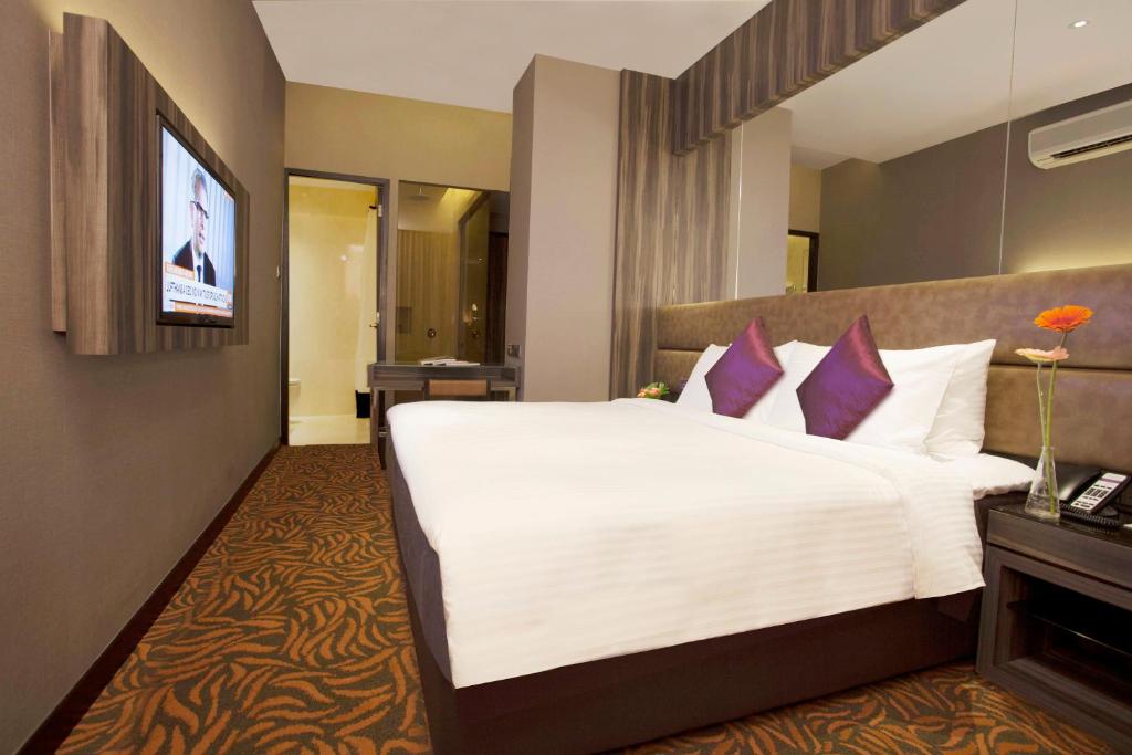 Двухместный (Номер «Премьер») отеля Aqueen Hotel Paya Lebar, Сингапур (город)