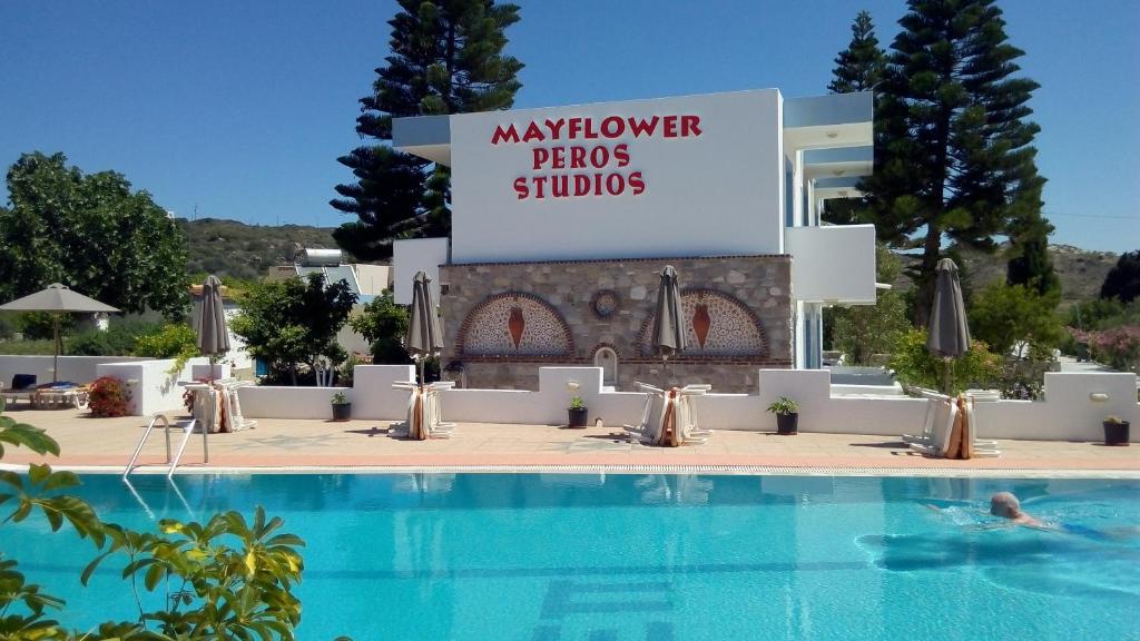 Апартаменты Mayflower Peros Studios, Кефалос