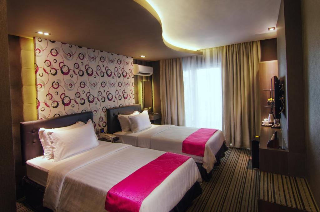 Сьюит (Executive Suite - Leisure Stay), Eloisa Royal Suites