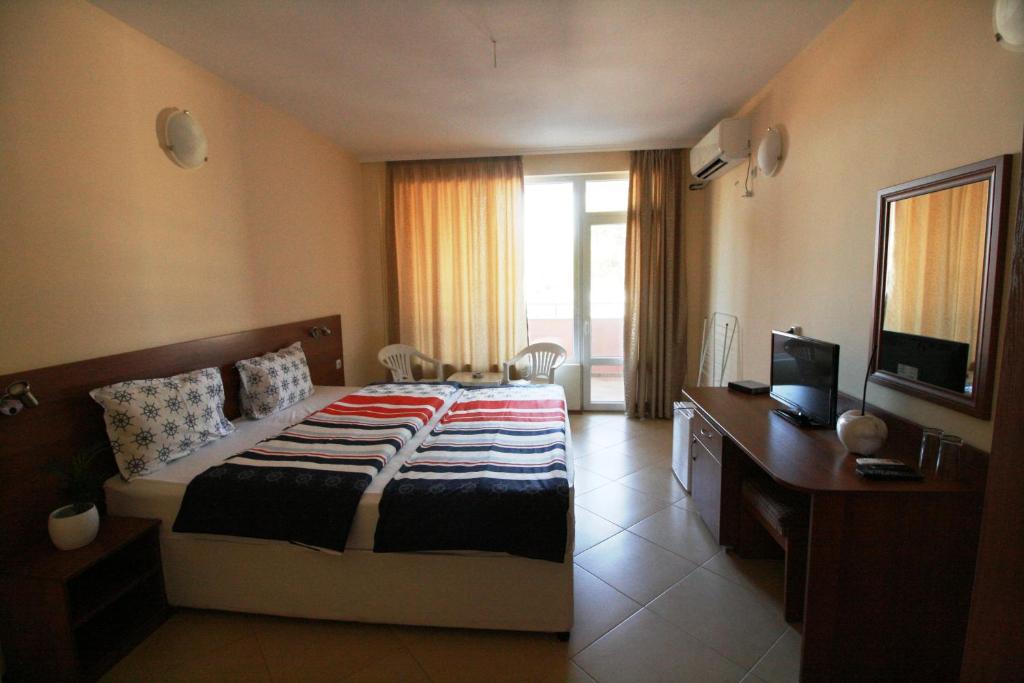 Двухместный (Двухместный номер с 1 кроватью или 2 отдельными кроватями и террасой) отеля Hotel Marant, Созополь