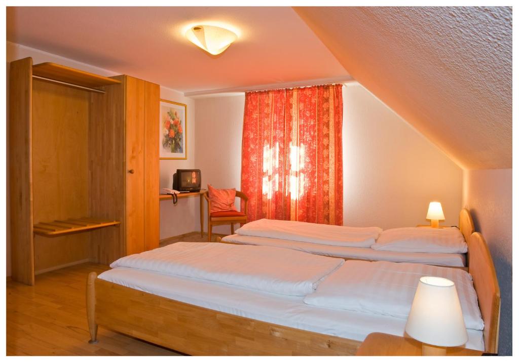 Двухместный (Двухместный номер с 1 кроватью или 2 отдельными кроватями) гостевого дома Gasthaus Ochsenwirt, Мюнхен